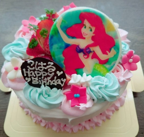 人気キャラクターお誕生日ケーキのサムネイル